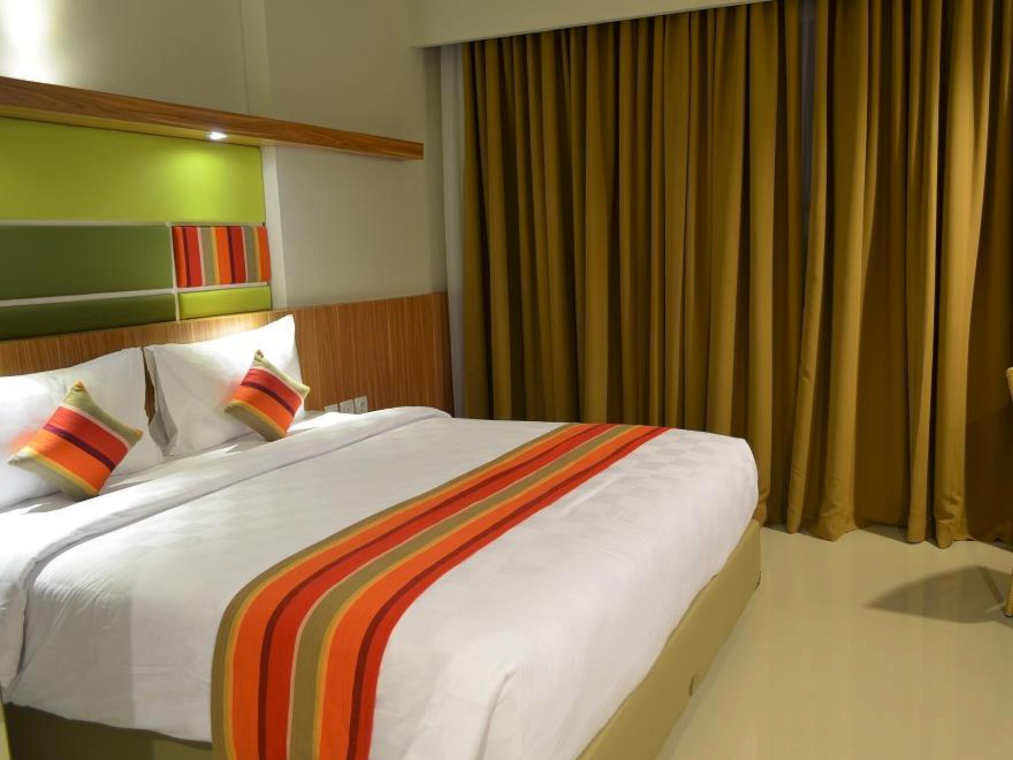 Kyriad Hotel Airport Jakarta Tangerang Zewnętrze zdjęcie