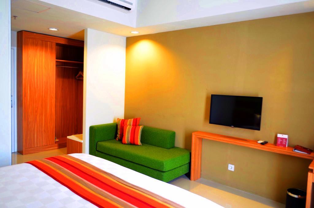 Kyriad Hotel Airport Jakarta Tangerang Zewnętrze zdjęcie
