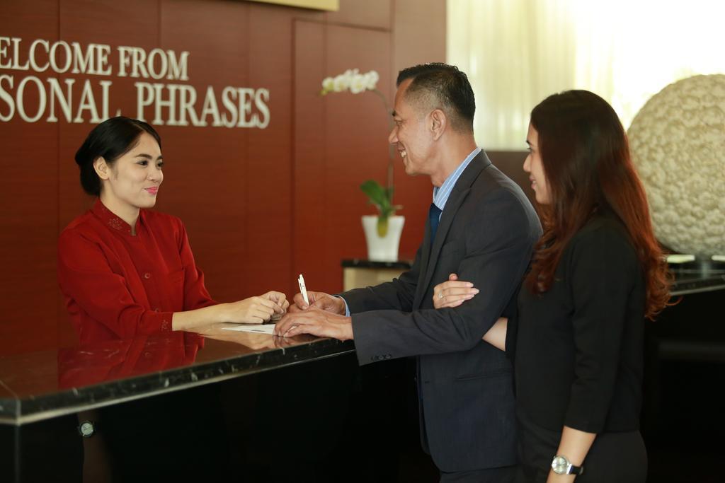Kyriad Hotel Airport Jakarta Tangerang Zewnętrze zdjęcie