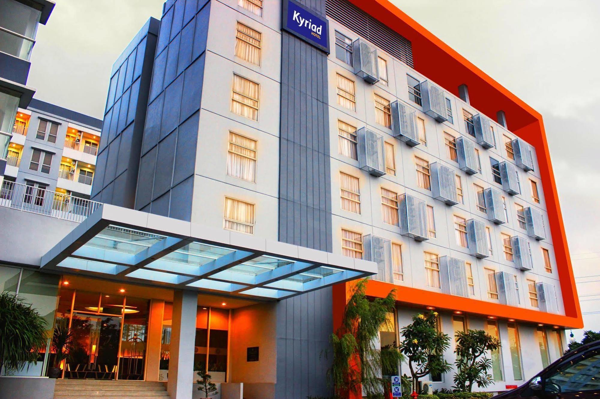 Kyriad Hotel Airport Jakarta Tangerang Zewnętrze zdjęcie